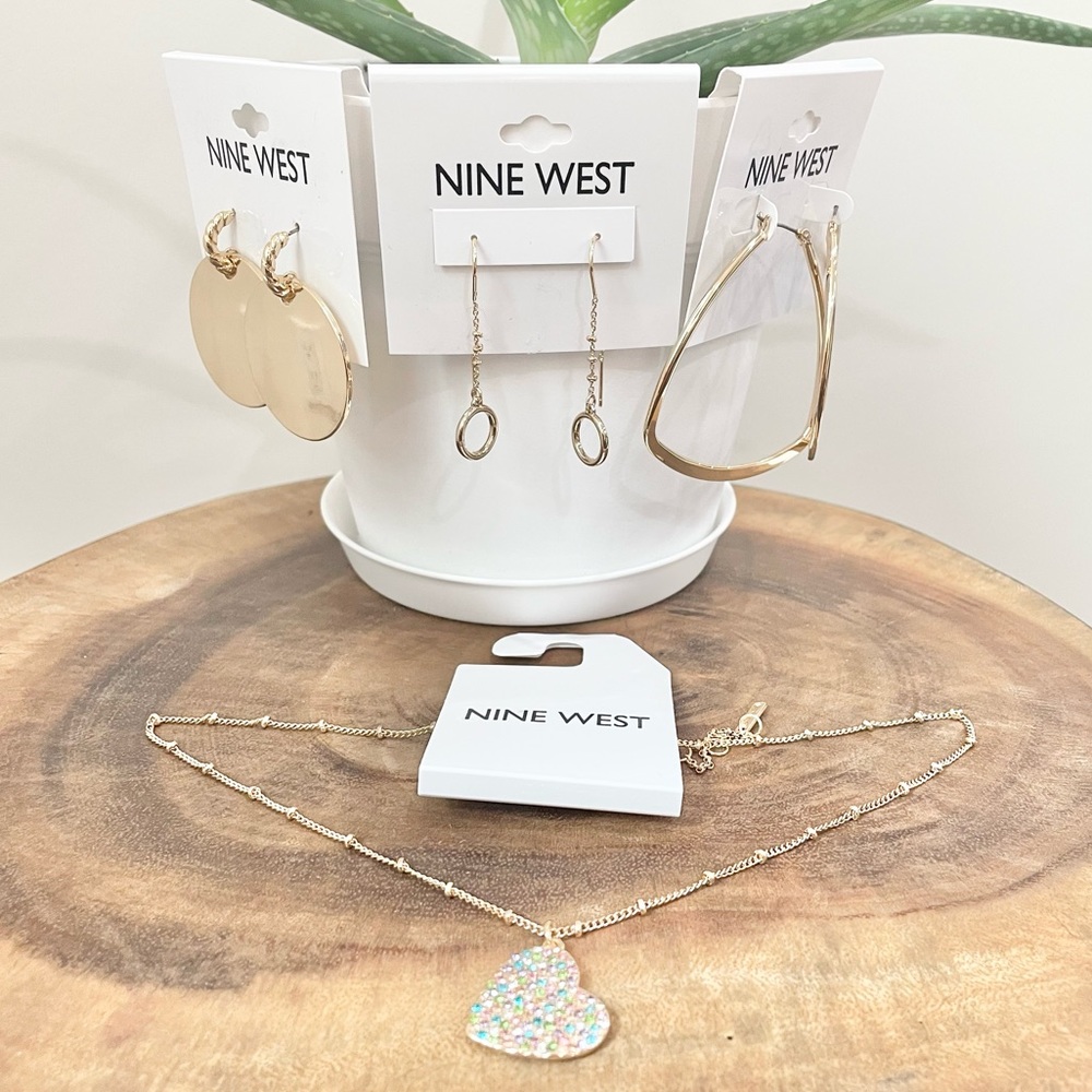 Nine West oversized hoop dangling earrings heart multicolored gold necklace